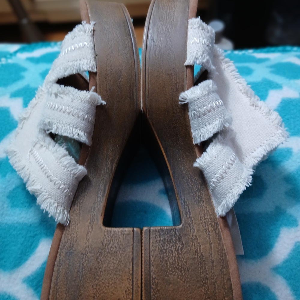 White Frayed Slide Sandals - Picture 5 of 5